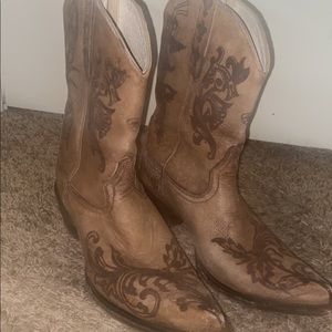 Ariat boots